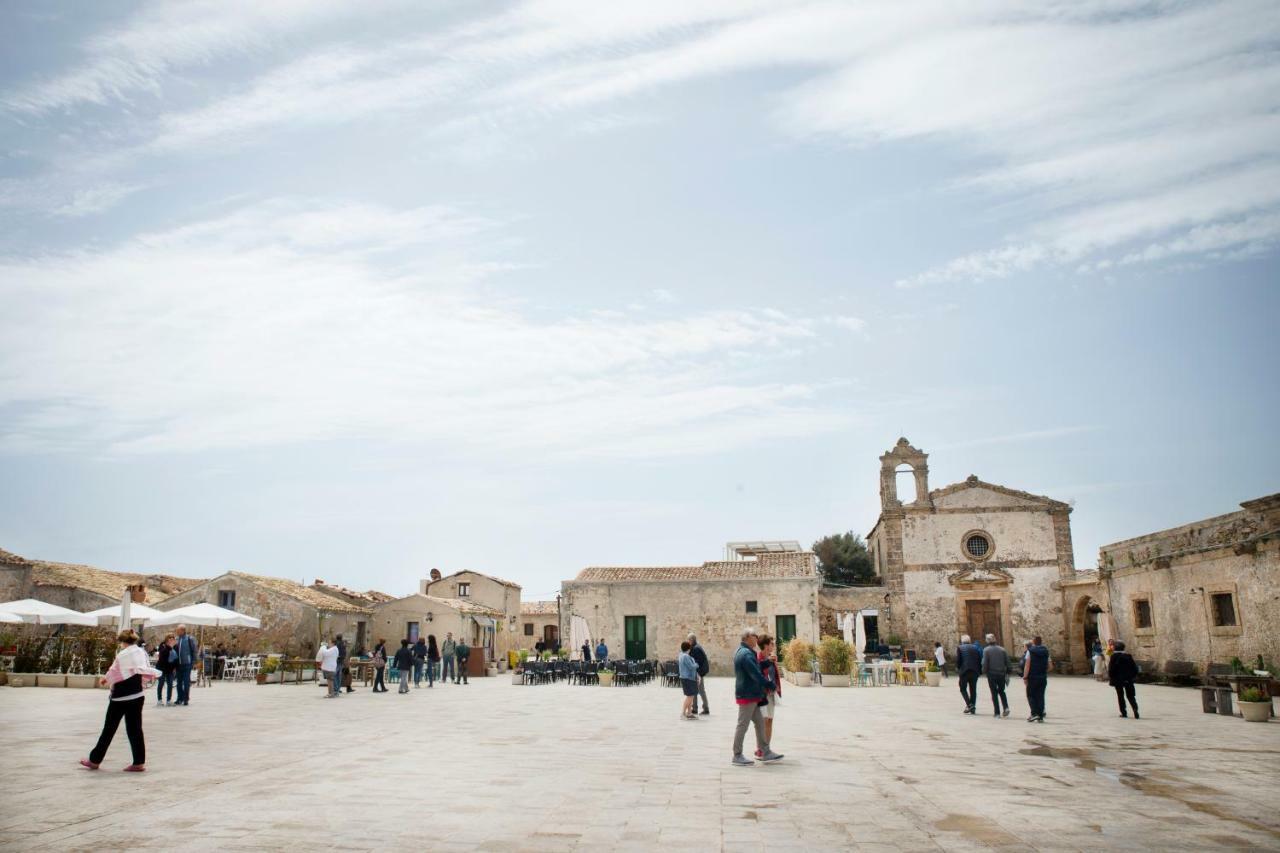 Casa Vacanza "La Piazzetta" Marzamemi Exteriör bild